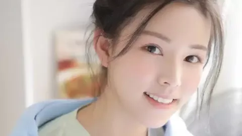 花1.2万送狗上学